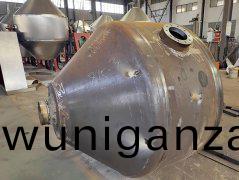 雙錐(zhui)迴轉(zhuan)真(zhen)空(kong)榦(gan)燥(zao)機(ji)-加工(gong)現場