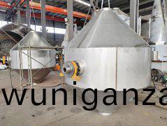 雙(shuang)錐(zhui)迴(hui)轉真空(kong)榦燥(zao)機-加工(gong)現(xian)場(chang)